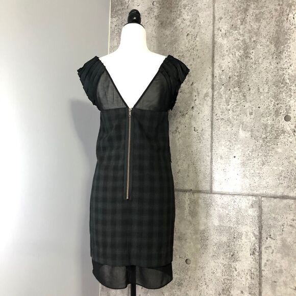 𝅺bcbgeneration Gingham Plaid Dress - Picture 3 of 11
